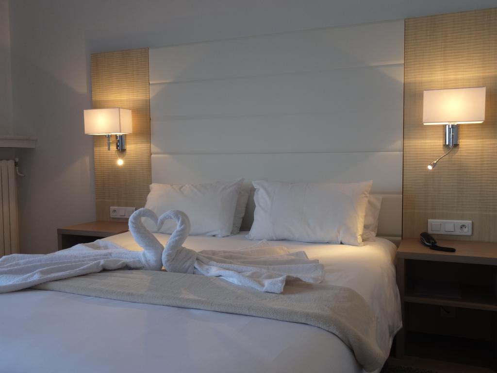 Hotel Uhainak อองดาเย ภายนอก รูปภาพ